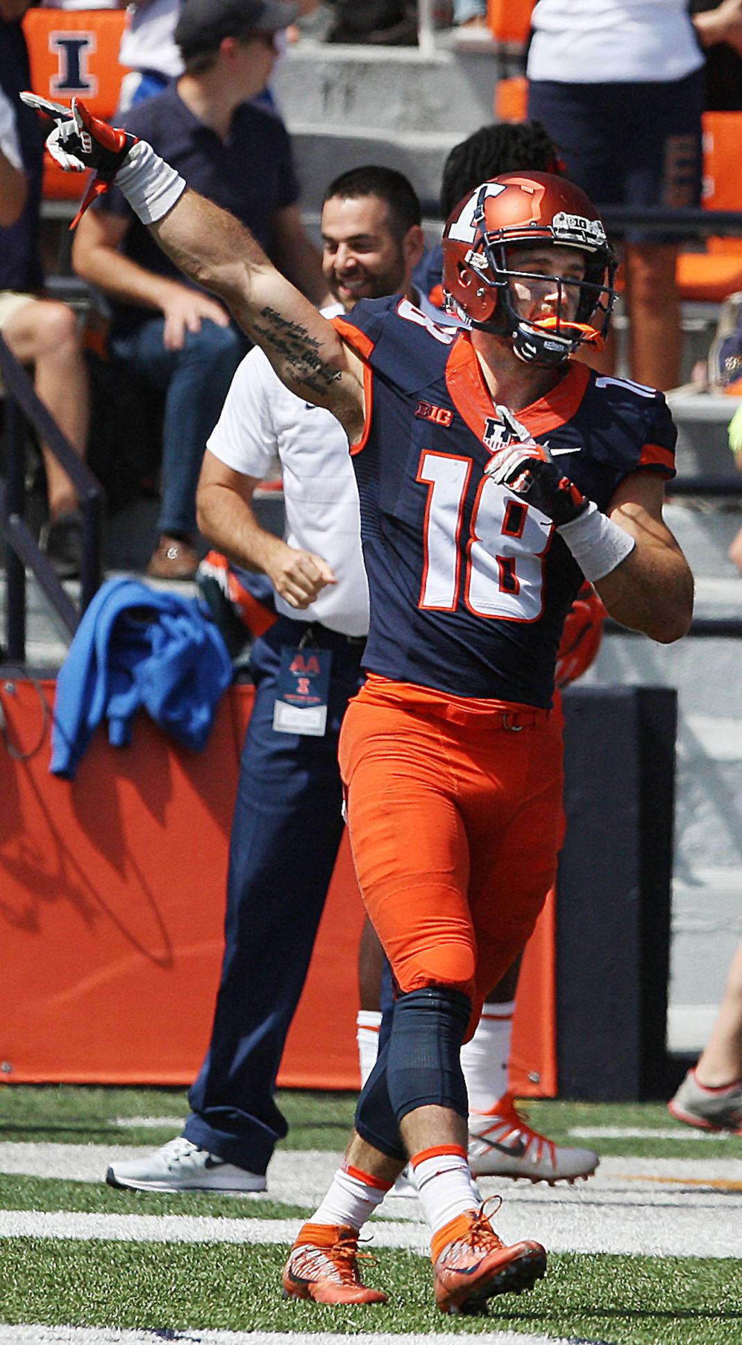 Illinois vs Ball State football 15 9.2.17.jpg