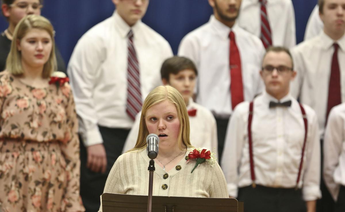 🎶 ArgentaOreana choir teacher Rae Ann DeSutter leaves a legacy of song