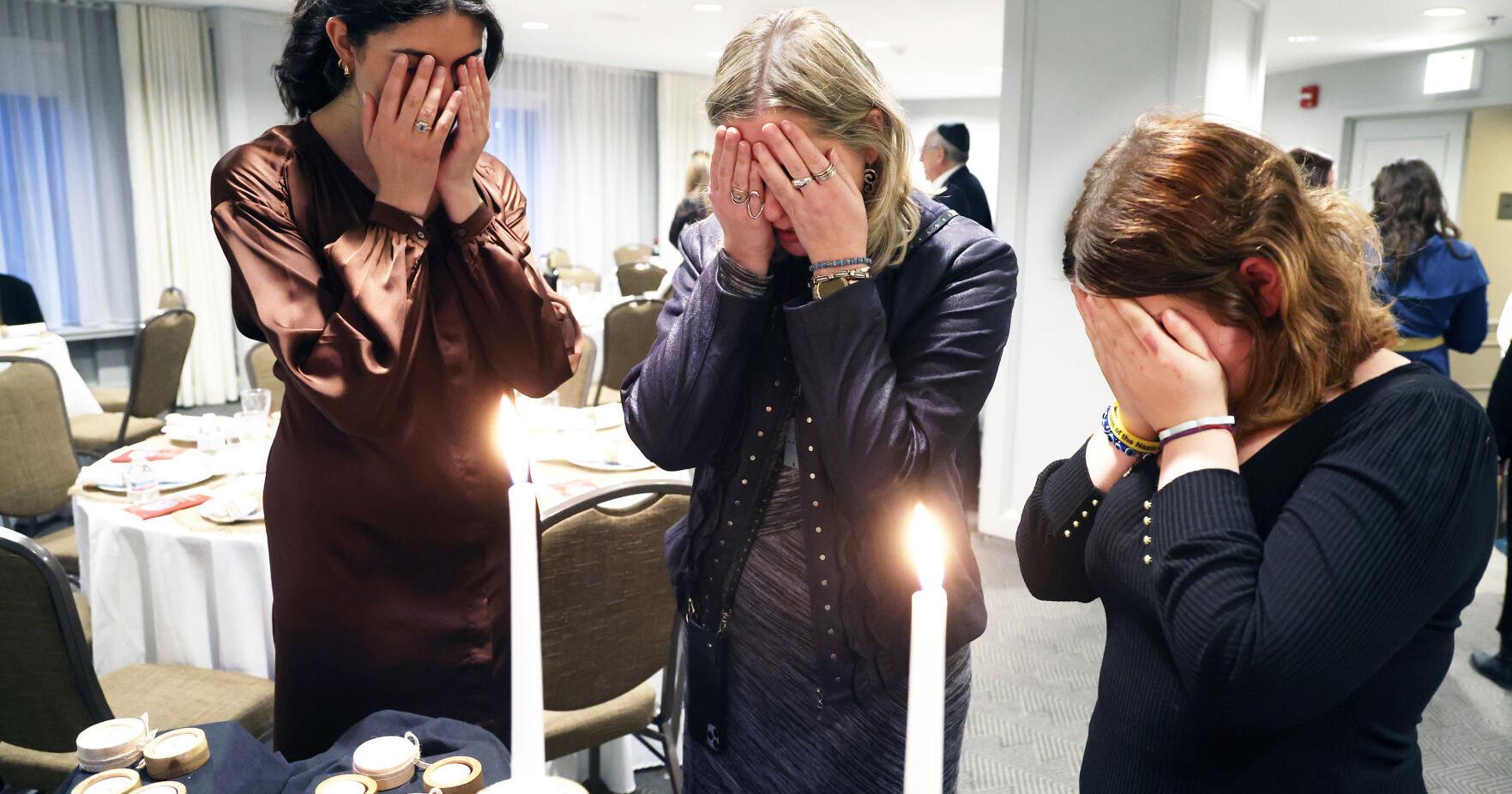 Chicago-area Jews celebrate first Passover since Israel-Hamas War - Vimarsana News