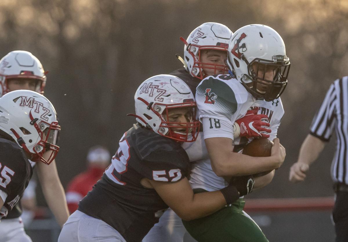 Watch now Mount Zion football scores 65 firsthalf points against