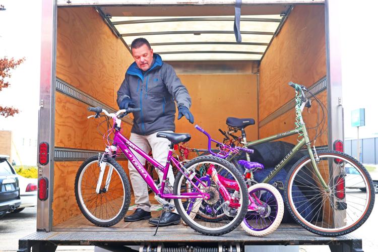 121625-dec-loc-bikedonation_01.JPG