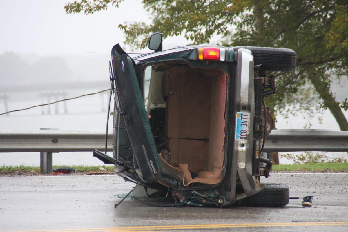 Driver escape serious injury in Decatur rollover accident Sunday