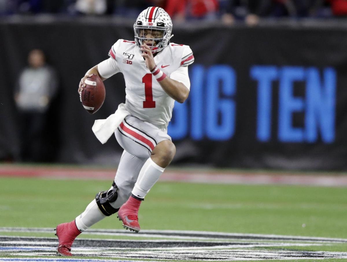 Comparing Justin Fields to Mitch Trubisky with Chicago Bears