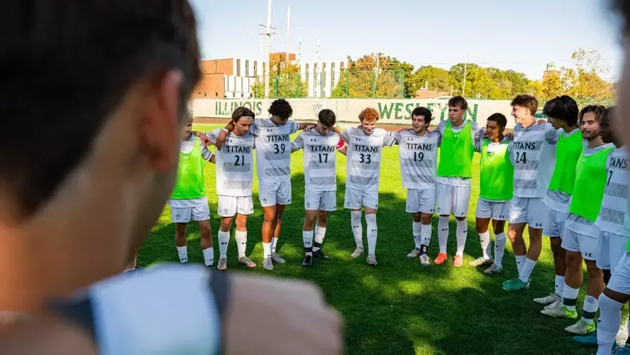 Men’s Soccer Prepares for Season Opener at Illinois College