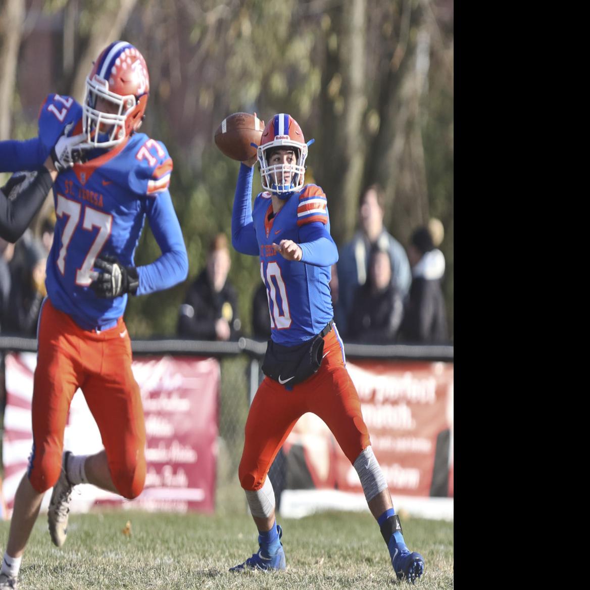 Everything Was Clicking St Teresa Football Overpowers Tuscola