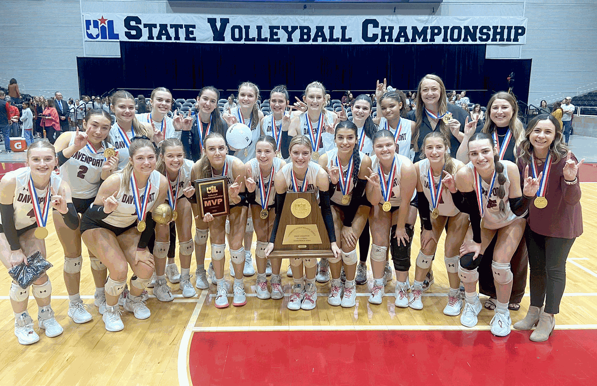 COMEBACK PACK Davenport Lady Wolves win 4A state volleyball title