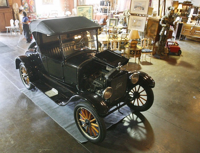 Restored Model T finds new home on restaurant/antique store floor