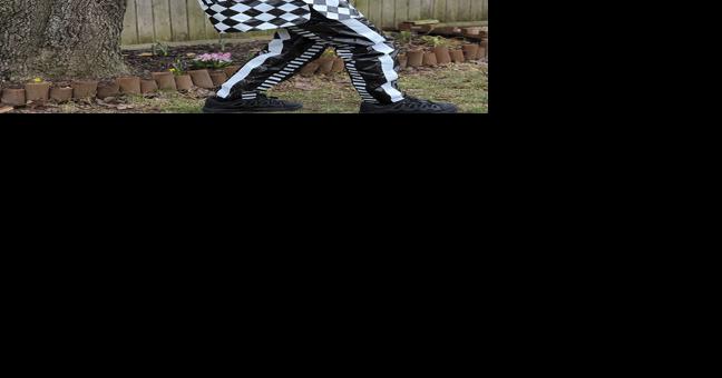 Duck Tape tux lands New Braunfels teen a shot at scholarship - Vimarsana News