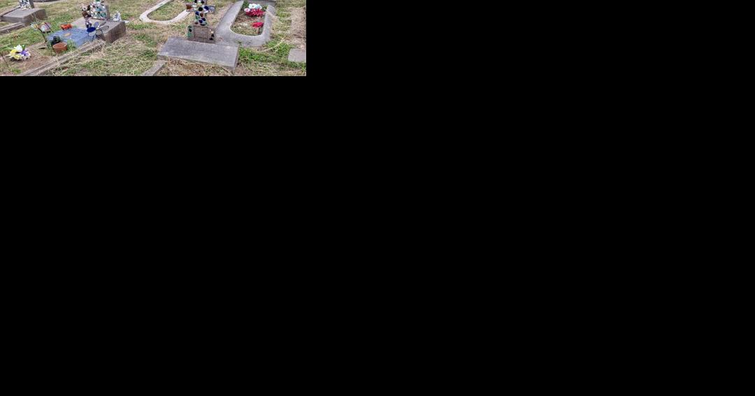 A mystery tombstone at Hidalgo Panteon - Vimarsana News