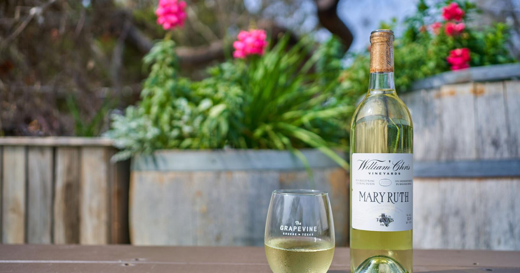 Spring Sipping: A dry white wine for the warmer weather - Vimarsana News