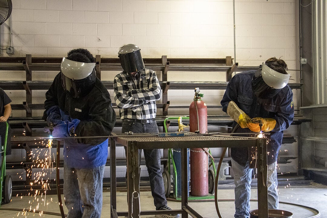 Fifo Rigs TSTC, Canyon HS welding partnership highlights Comal ISD’s CCMR efforts ...