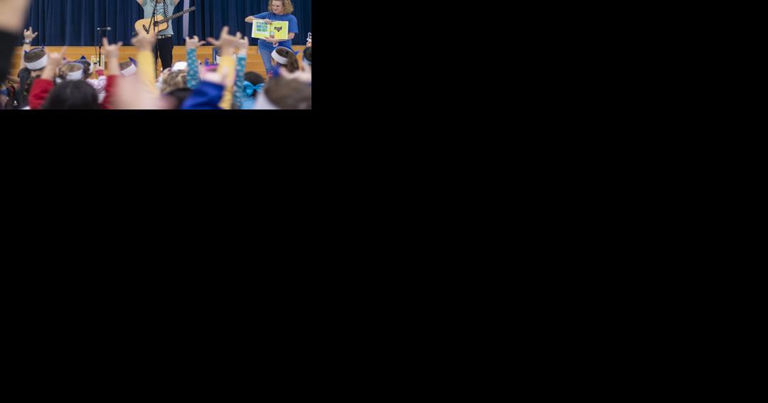 Original writer of 'Pete the Cat' books visits multiple New Braunfels ISD campuses | News - Vimarsana News