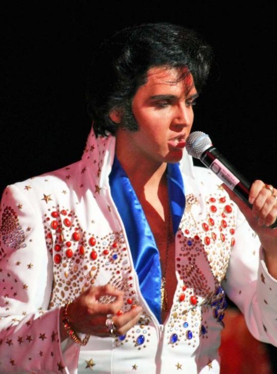 Top Elvis impersonator coming back to Brauntex Groovin herald(07)