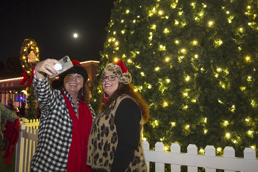 New Braunfels Christmas Parade 2022 Lights Return To Downtown New Braunfels | Community Alert |  Herald-Zeitung.com