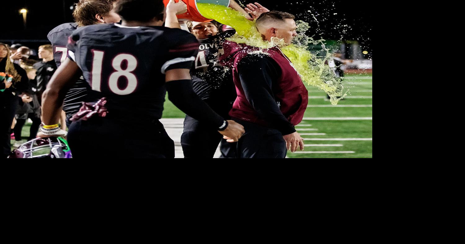 Wolves grab 2nd undefeated district title | Sports | herald-zeitung.com