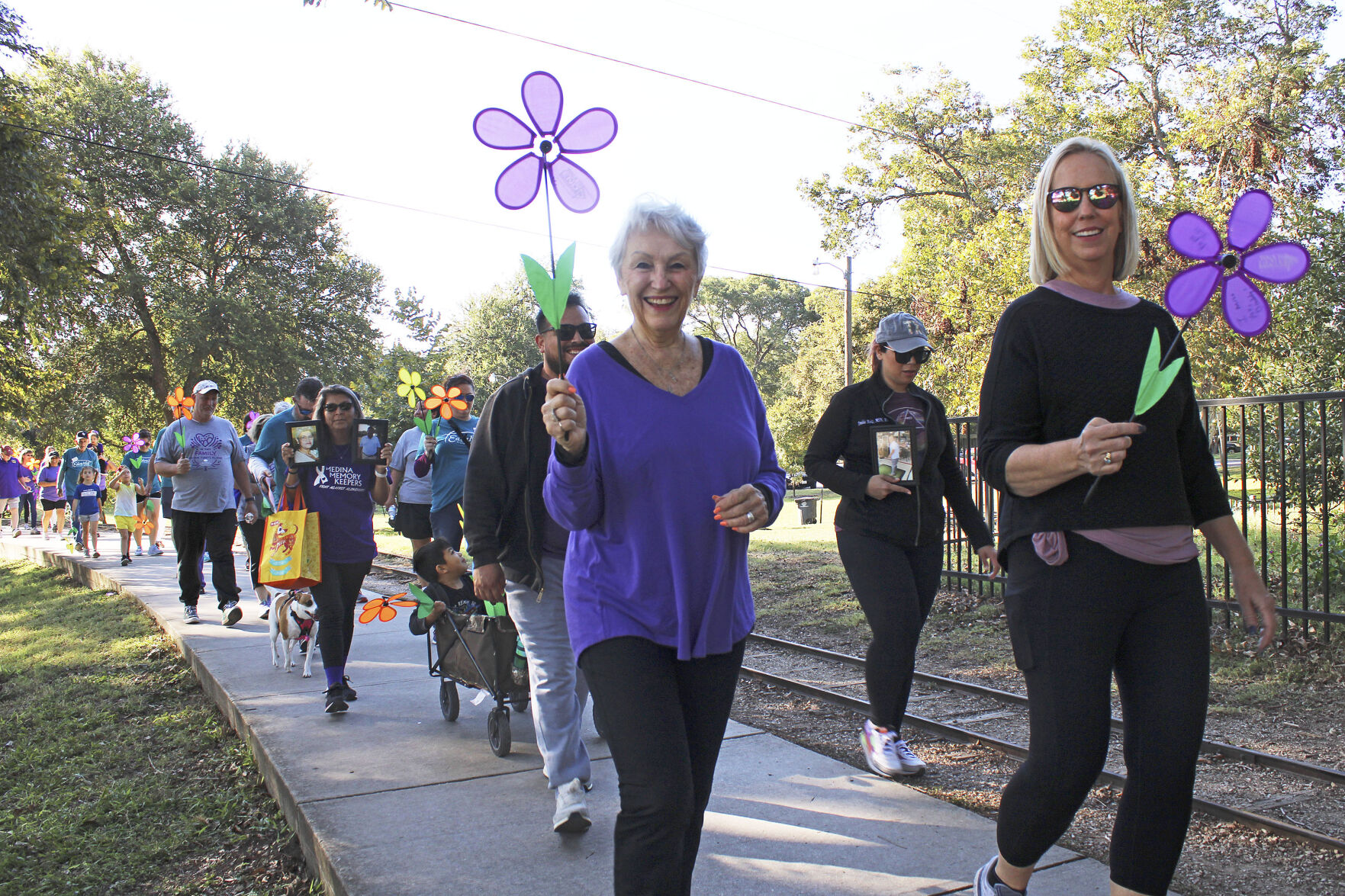 WALKING FOR A CAUSE: Alzheimer’s Association Uses Landa Park Laps To ...