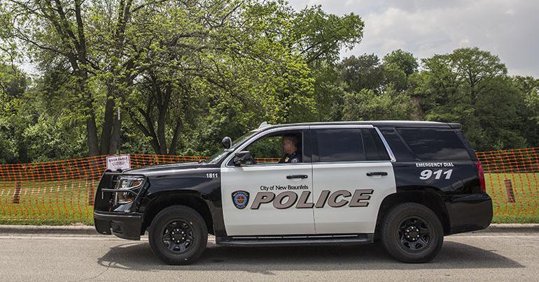 Teens detained by New Braunfels PD after chase, wreck in stolen car ...
