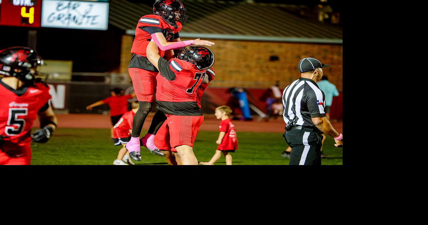 Coogs face Medina Valley in playoff opener