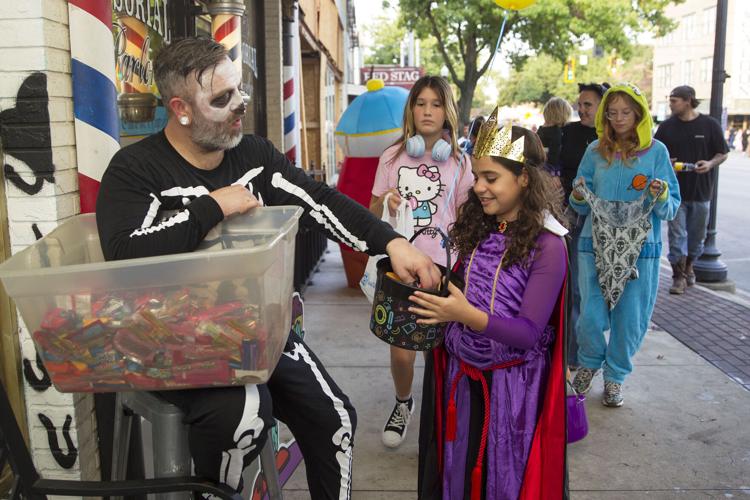 New Braunfels gets a taste of Halloween during Downtown Spooktacular
