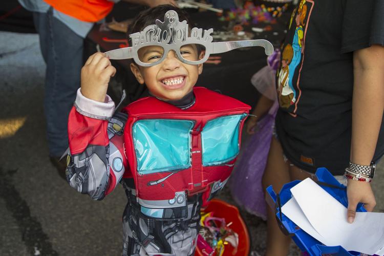 New Braunfels gets a taste of Halloween during Downtown Spooktacular