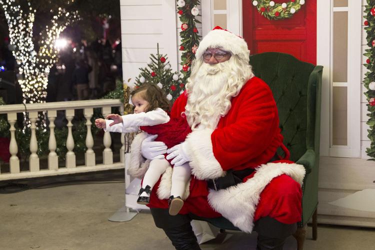 New Braunfels Main Plaza lighting ceremony marks march toward Christmas