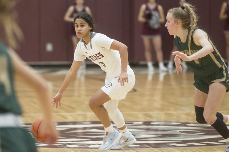 Girls basketball Davenport plays Canyon Lake Multimedia