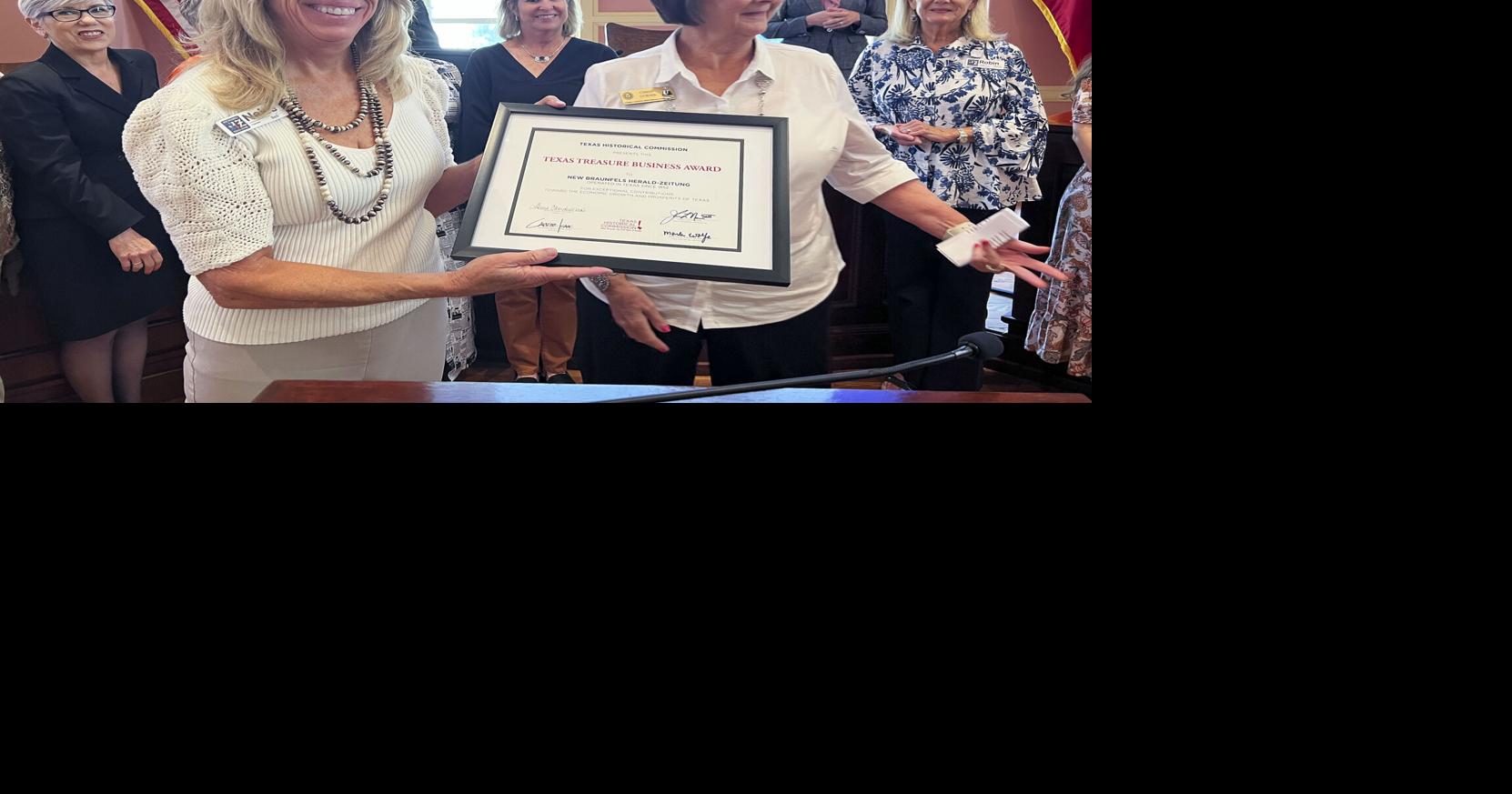 New Braunfels HeraldZeitung honored with Texas Treasure Award at Comal