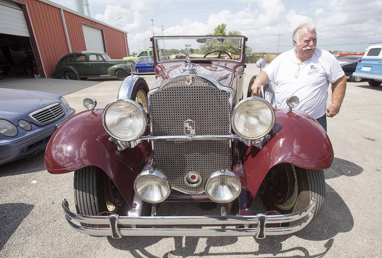 Vintage ride Business helps automotive classics dodge the scrap