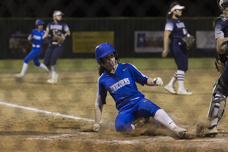 New Braunfels v Smithson Valley Softball Multimedia