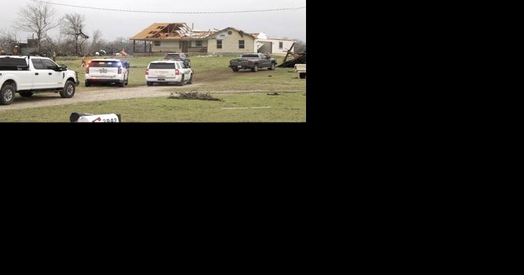 Kingsbury cleans up after tornado batters eastern Guadalupe - Vimarsana News