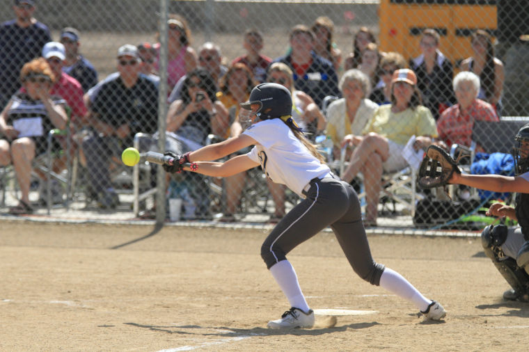 Stayton at Henley softball | Gallery | heraldandnews.com