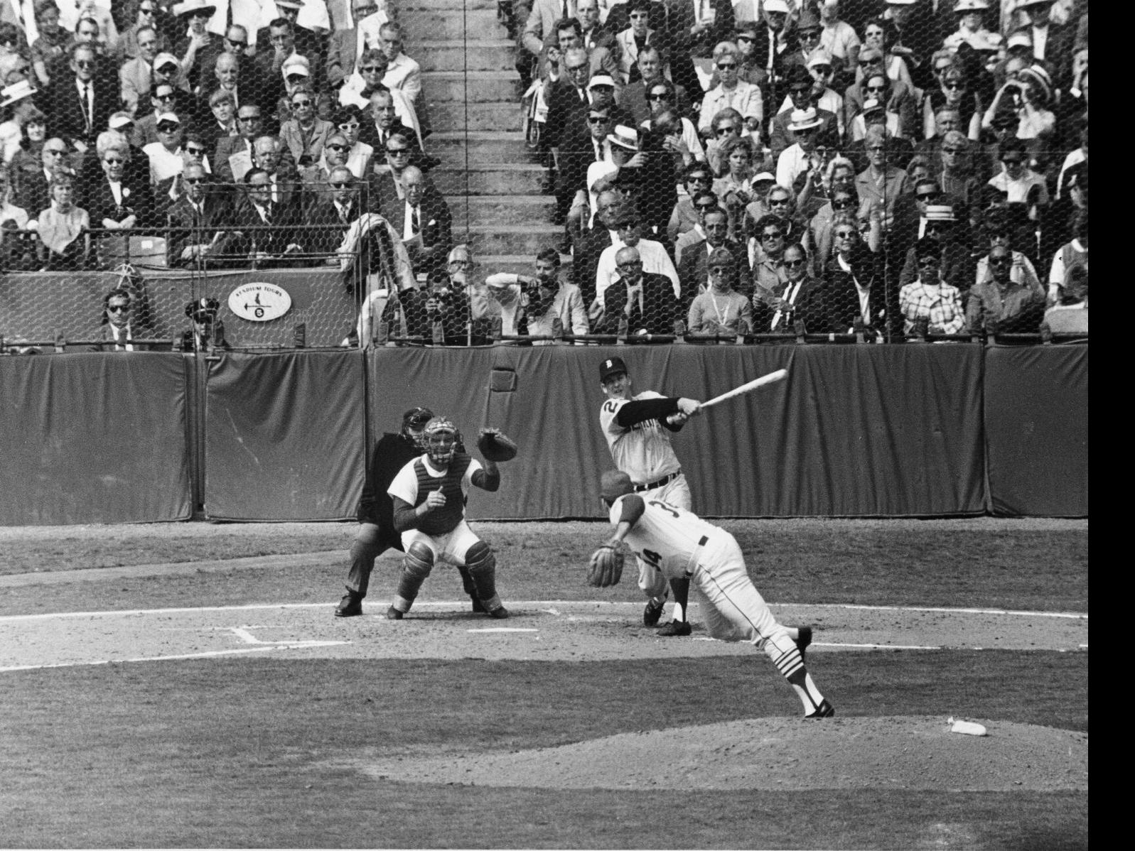 Mickey Lolich New York Mets Signed 8x10 Photograph -  Hong Kong