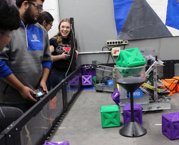 Klamath Scrimmage readies robotics students for competition | Local ...
