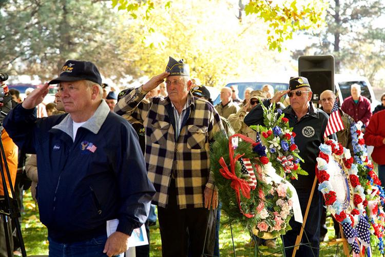 Logans roadhouse veterans day 2024