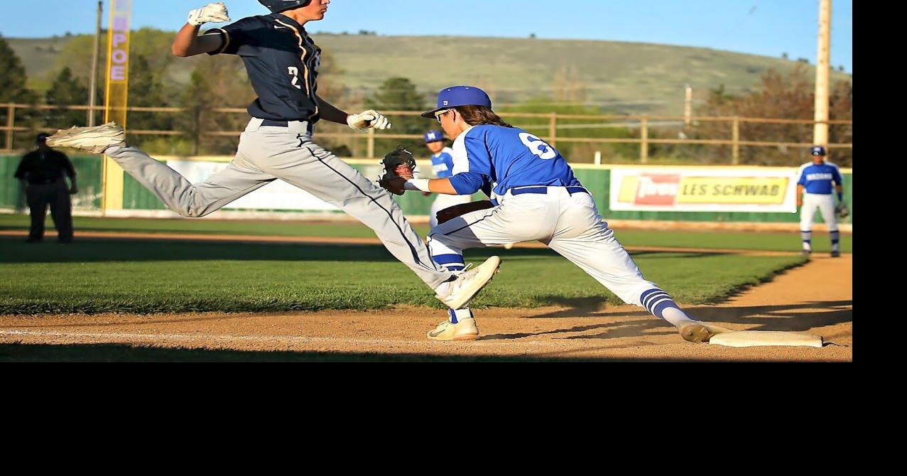 Henley-Mazama sports rivalry extends to Klamath County School District board meeting