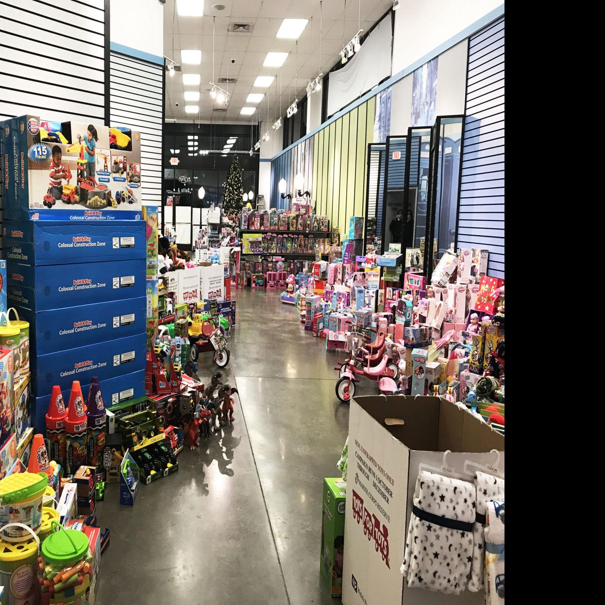 Multnomah County Christmas Toy Donations 2021 Toys For Tots Sees Lower Donations Greater Need Amid Pandemic Local News Heraldandnews Com