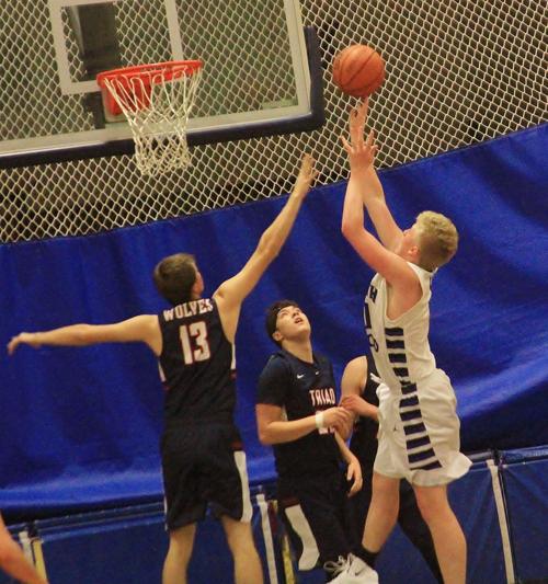 South Medford Jv At Triad Boys Basketball 6 Jpg Klamath