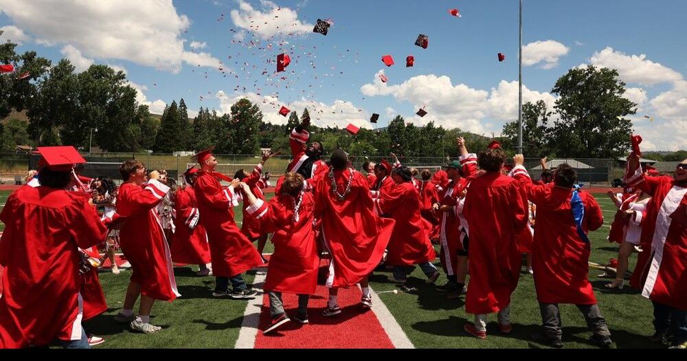 Klamath Basin graduations 2024: A photo gallery