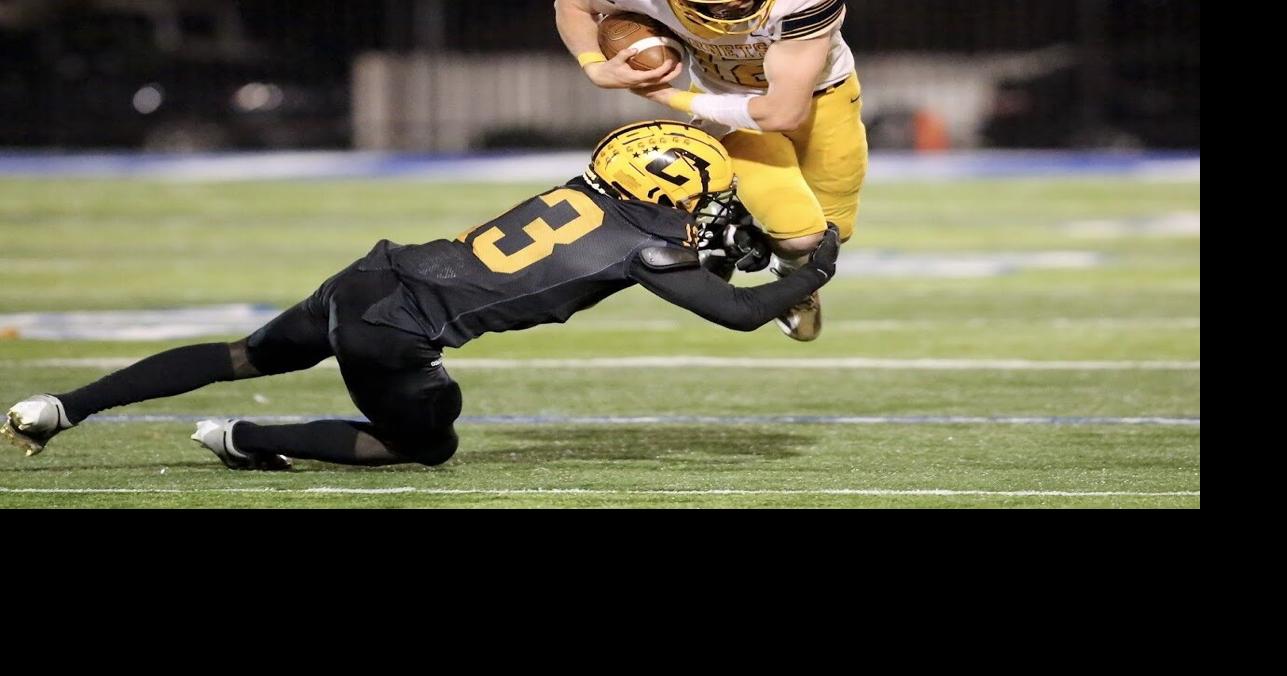 Late heroics lift Henley High football team to semifinal victory