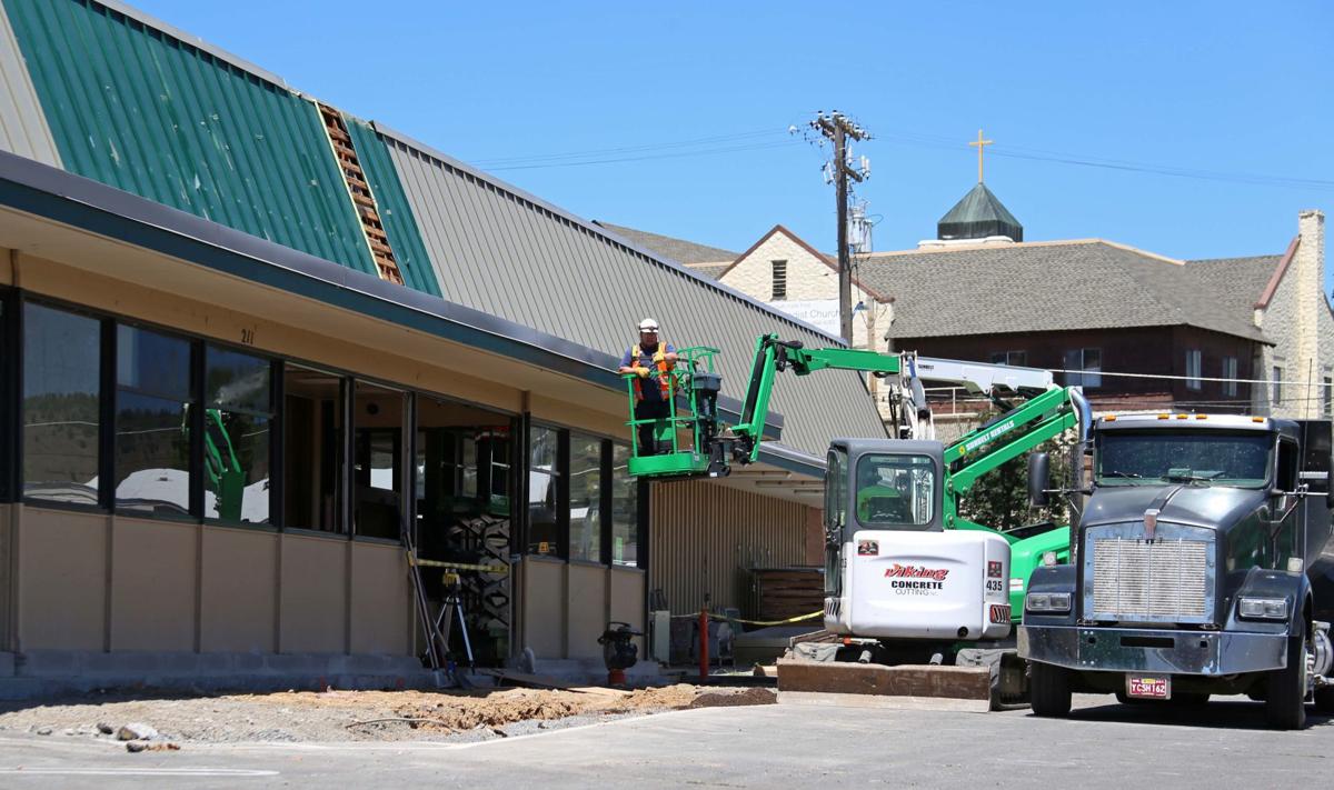 Hiring, store renovations begin at Klamath Falls Holiday Market News