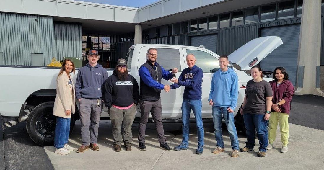 Lithia Motors lends Ram truck to Oregon Tech to support student travel