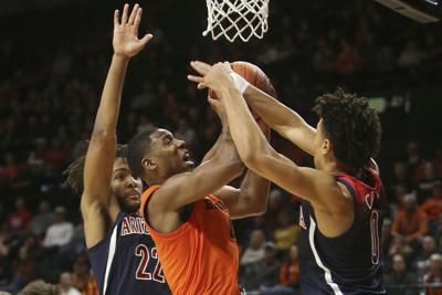 Pac 12 Men S Basketball Expect The Unexpected College