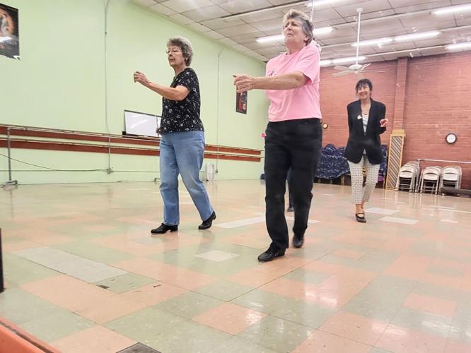 Tappin' Troupers women to join tap dance group Friday mornings