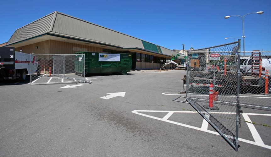 Hiring, store renovations begin at Klamath Falls Holiday Market News