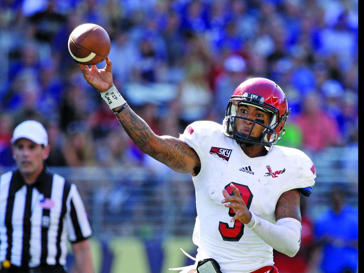 Oregon S First Week Depth Chart Gives Adams The Nod Klamath