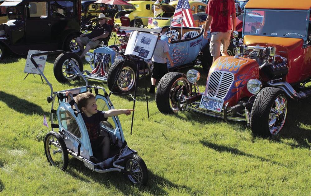 Kruise of Klamath Car Show in Moore Park Gallery