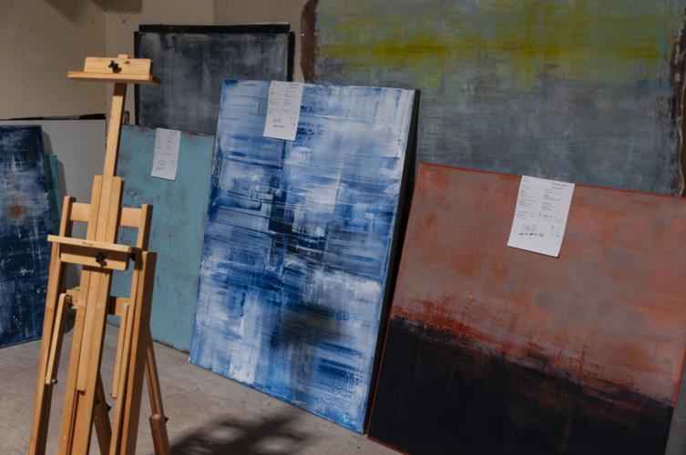 Originality and freedom attracts new Klamath Falls painter Local News