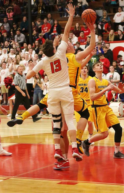 Henley At Ku Boys Basketball 12 Jpg Klamath Heraldandnews Com