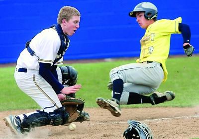 Henley Baseball Season Ends With 11 5 Loss Sports Heraldandnews Com