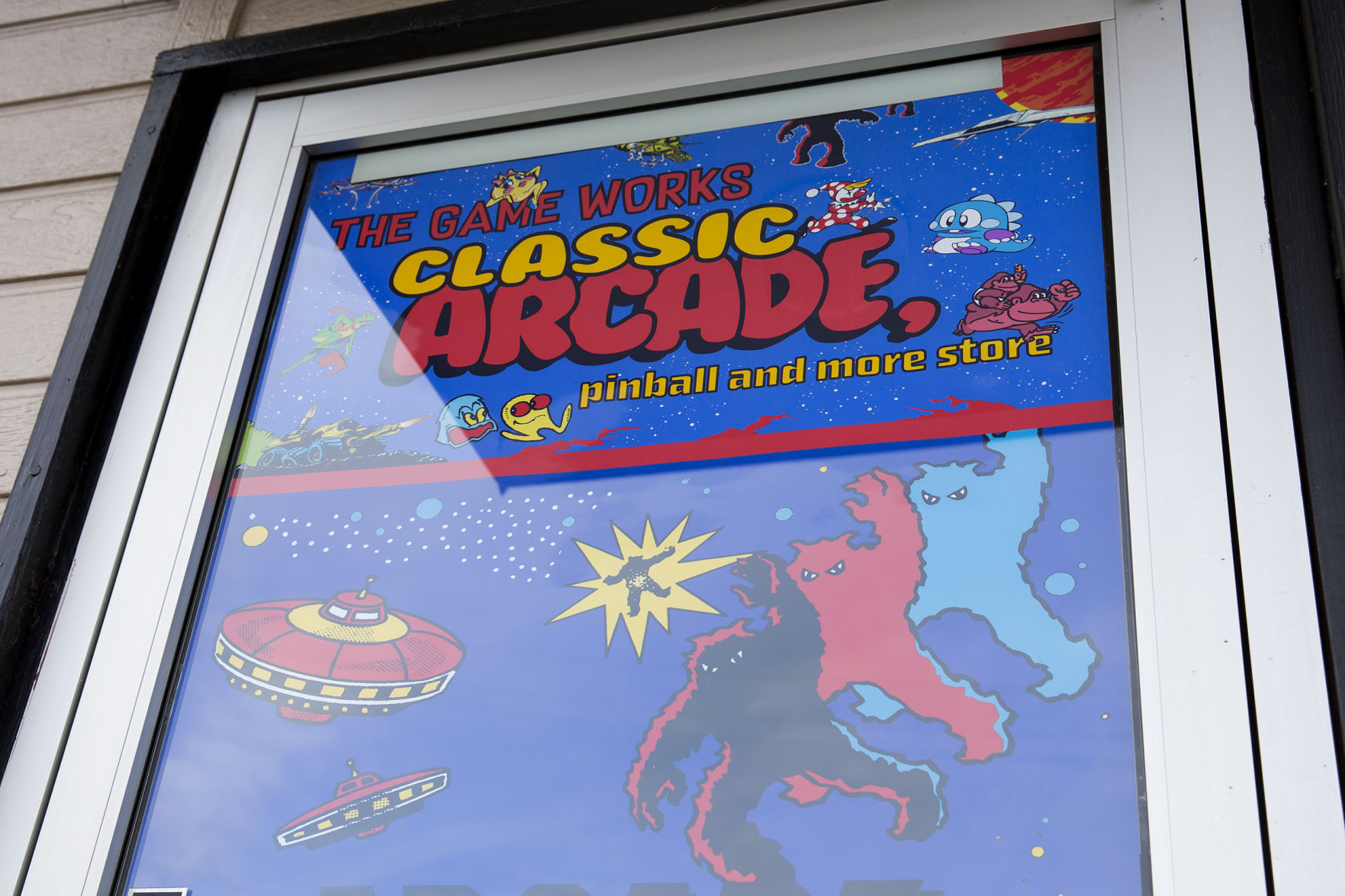 Ready Player One: Gaming arcade opens on South Sixth Street